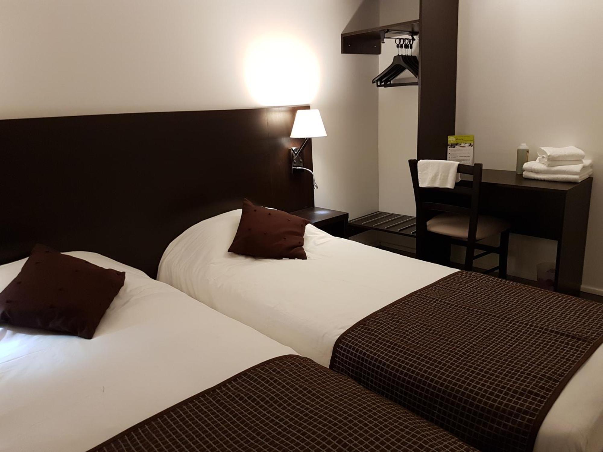 Nevers Hotel Ngoại thất bức ảnh