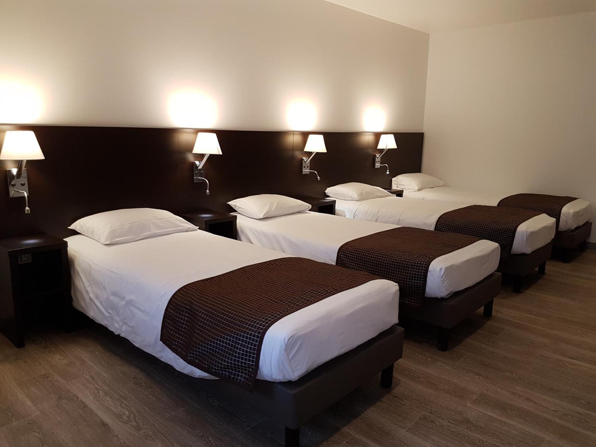 Nevers Hotel Ngoại thất bức ảnh