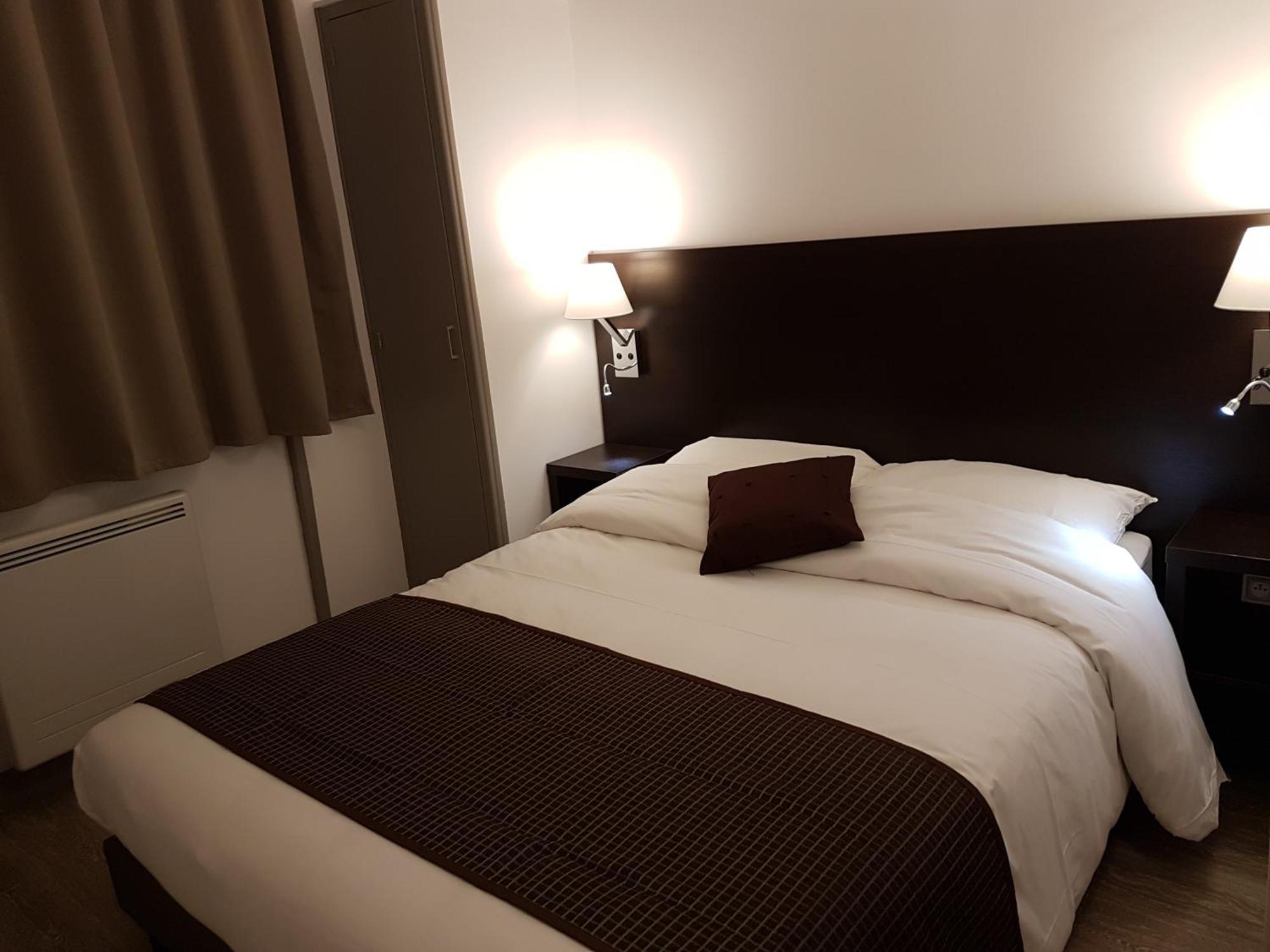 Nevers Hotel Ngoại thất bức ảnh